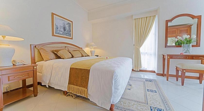 The Residences At Puri Casablanca Jakarta Buitenkant foto