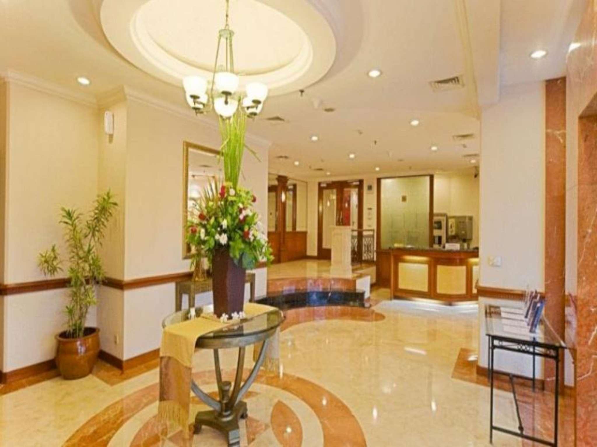 The Residences At Puri Casablanca Jakarta Buitenkant foto