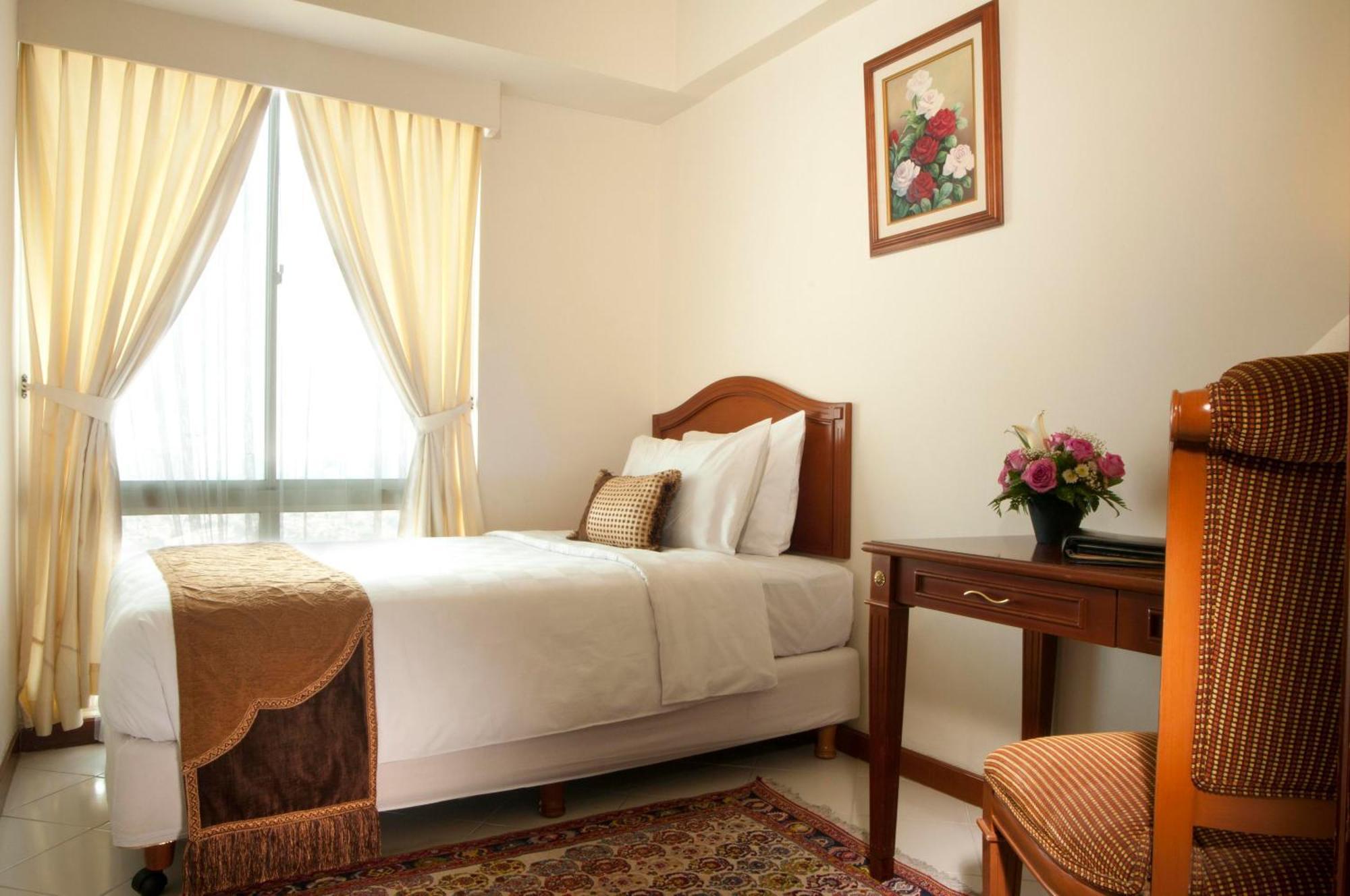 The Residences At Puri Casablanca Jakarta Buitenkant foto