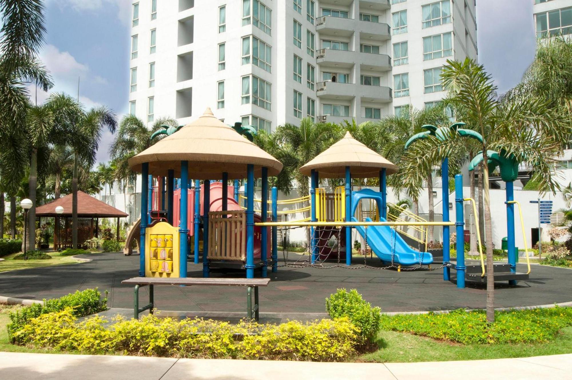 The Residences At Puri Casablanca Jakarta Buitenkant foto