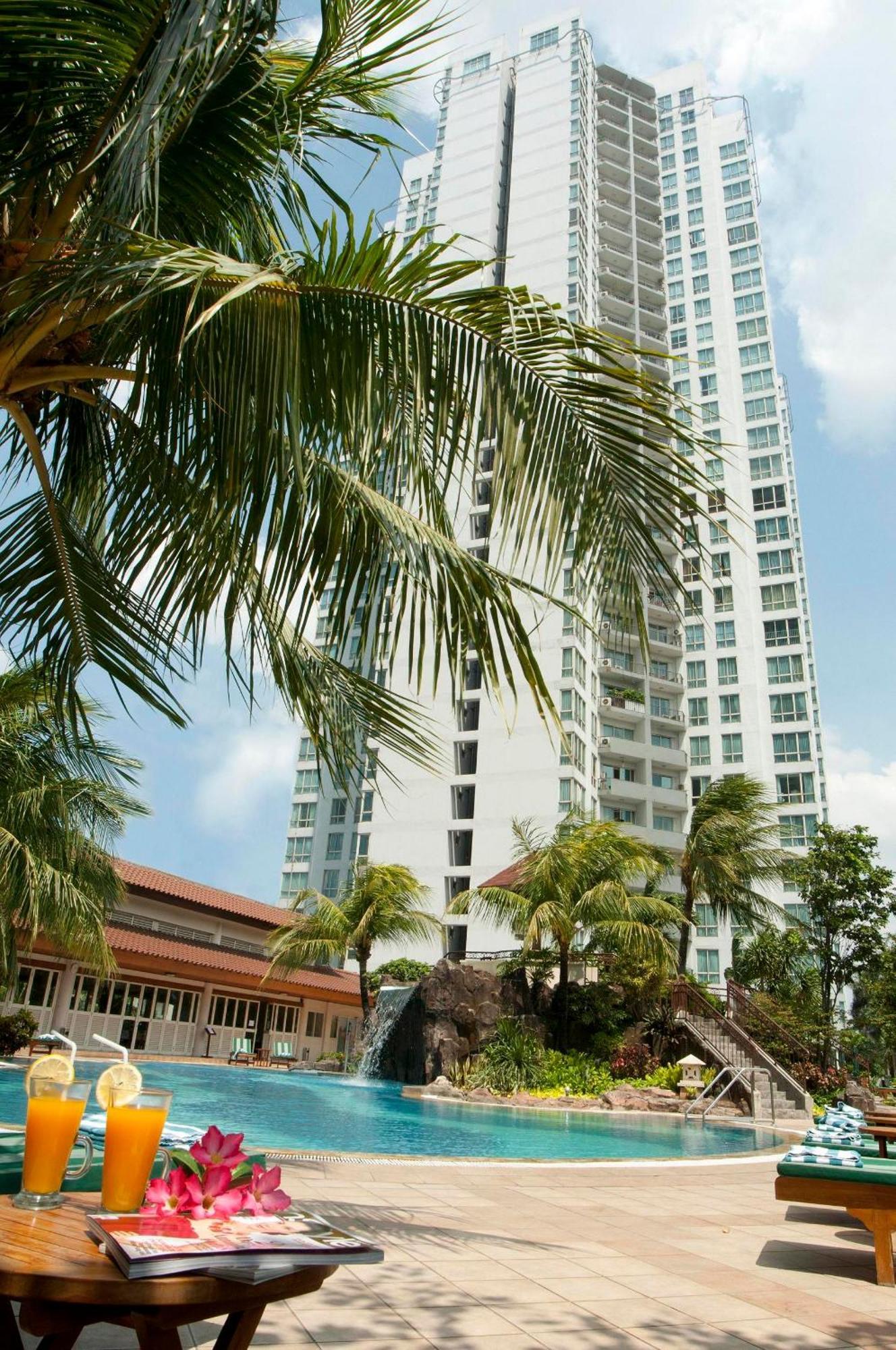 The Residences At Puri Casablanca Jakarta Buitenkant foto