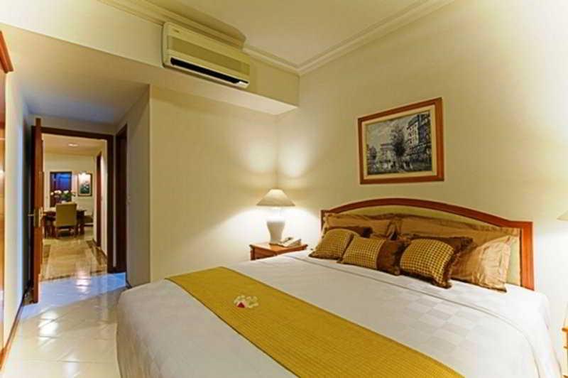 The Residences At Puri Casablanca Jakarta Buitenkant foto