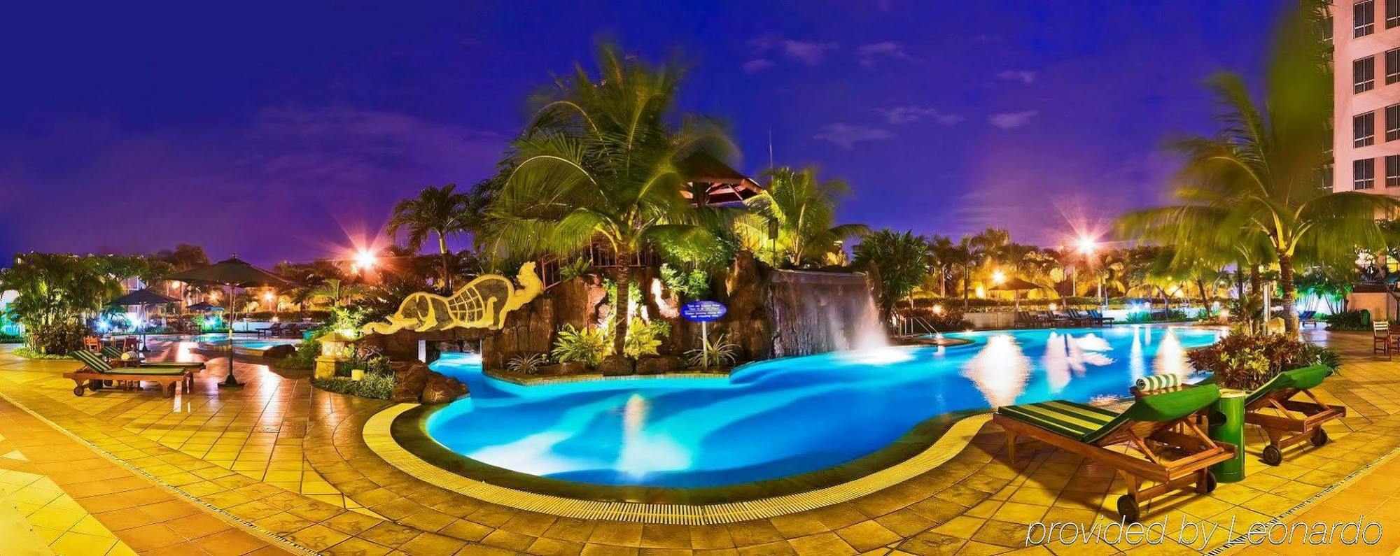 The Residences At Puri Casablanca Jakarta Buitenkant foto