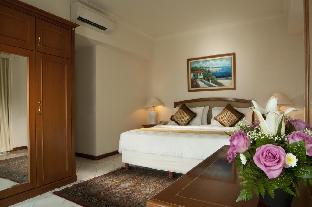 The Residences At Puri Casablanca Jakarta Buitenkant foto