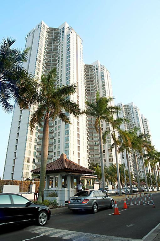 The Residences At Puri Casablanca Jakarta Buitenkant foto